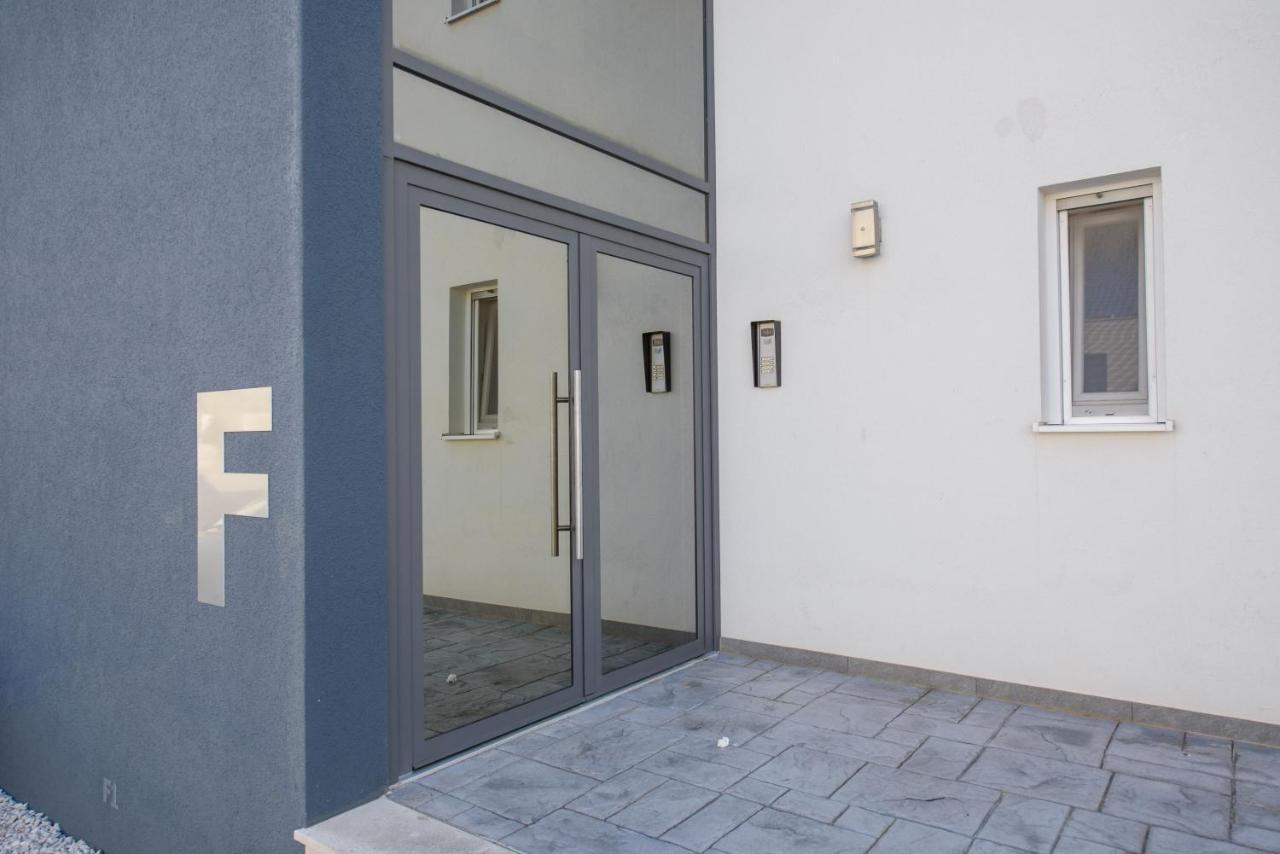 Apartment Nikolina Podstrana Kültér fotó